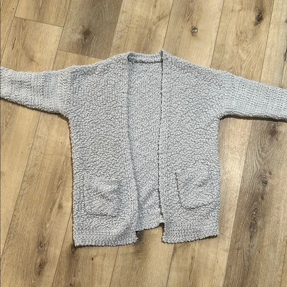 Cozy Gray Women's Sweater - Picture 1 of 1